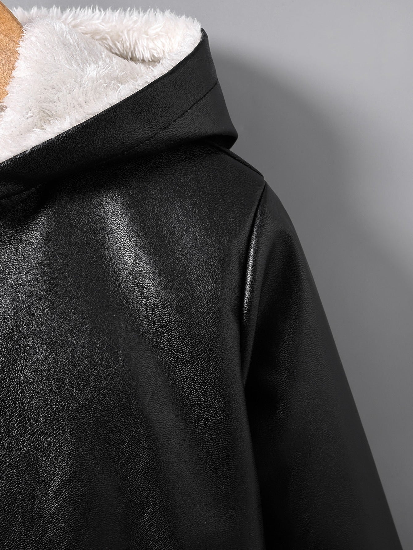 Boys' Comfortable Fleece-Lined Zip Jacket for Autumn And Winter, Thickened And Warm, New Korean-Style Motorcycle Jacket for Fall And Winter 2024.